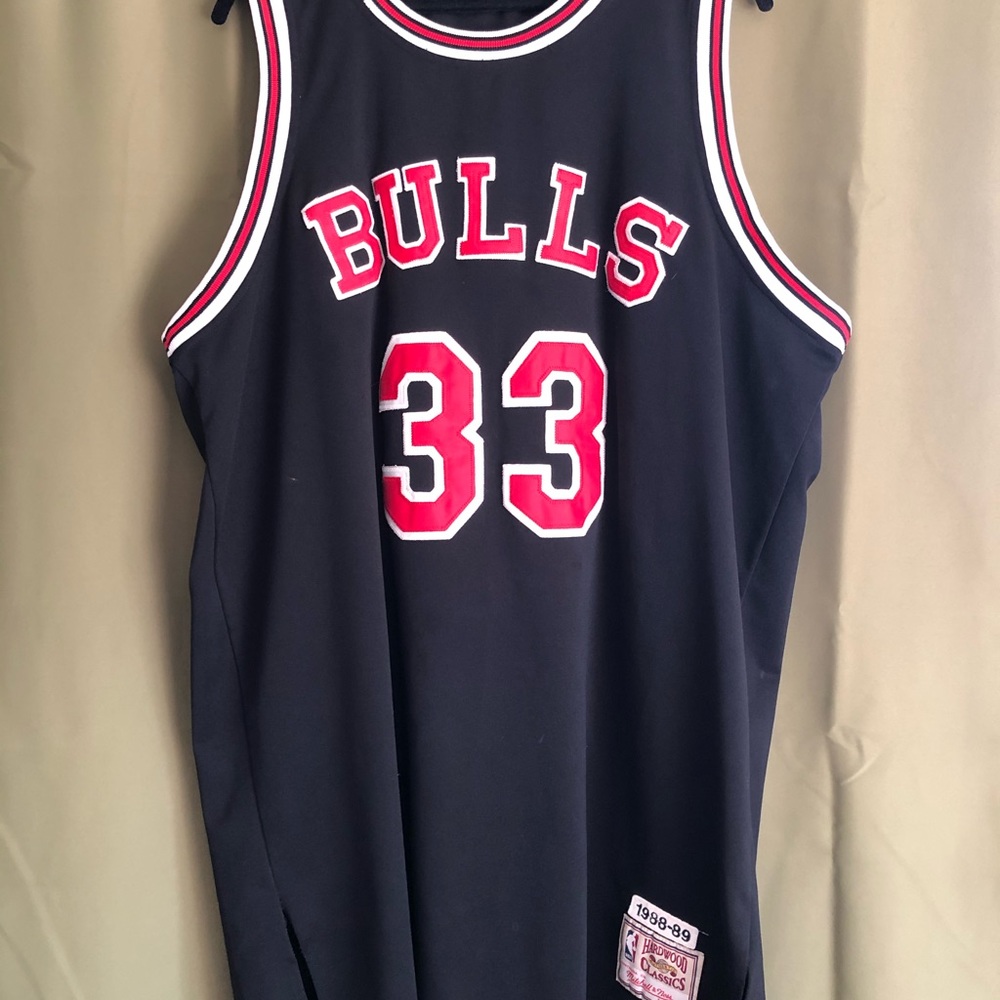 Bulls pippen jersey